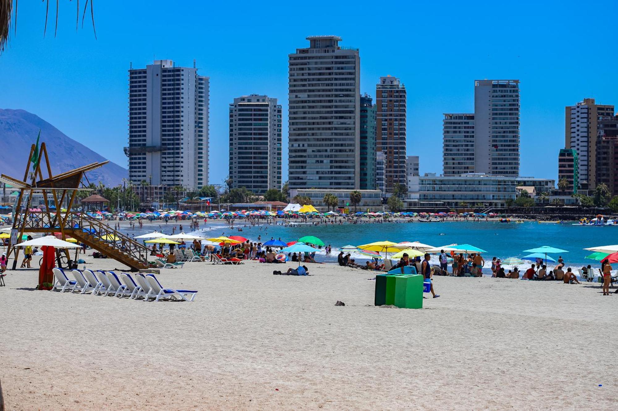 Hostal Sol Del Pacifico Iquique Bagian luar foto