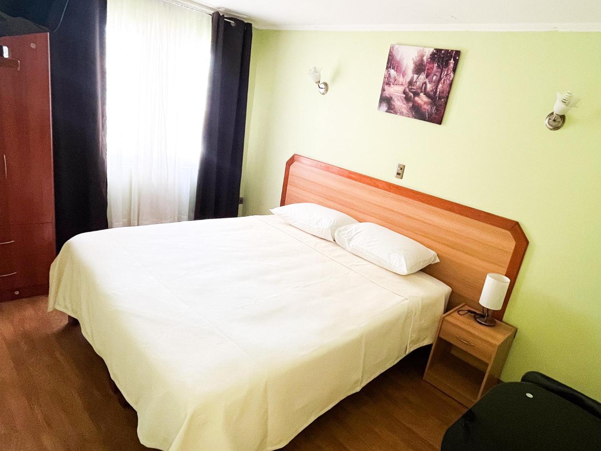 Hostal Sol Del Pacifico Iquique Bagian luar foto