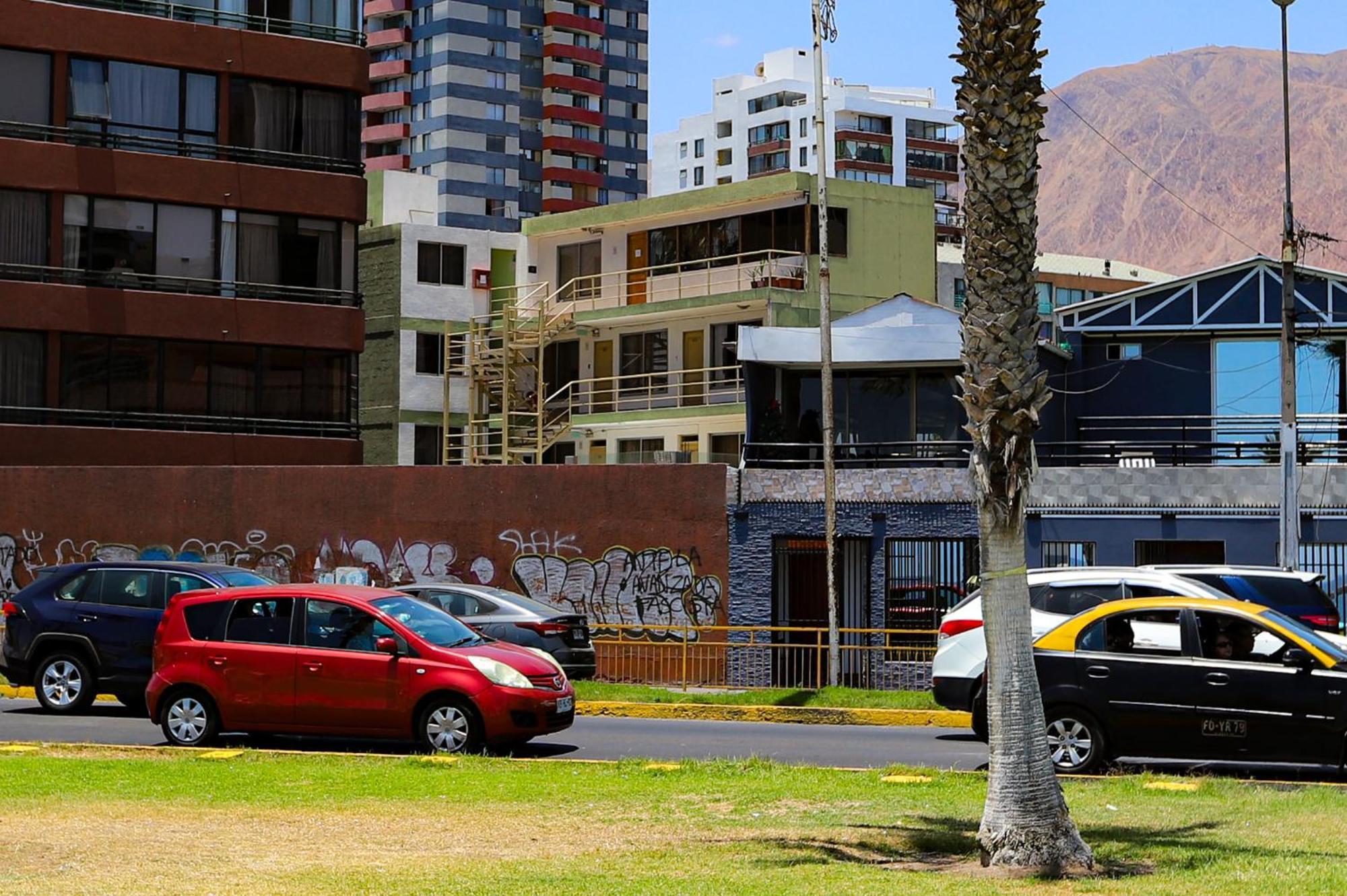 Hostal Sol Del Pacifico Iquique Bagian luar foto