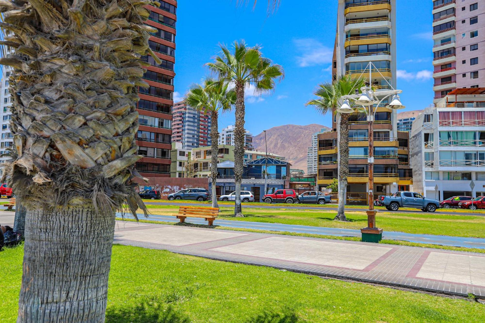 Hostal Sol Del Pacifico Iquique Bagian luar foto