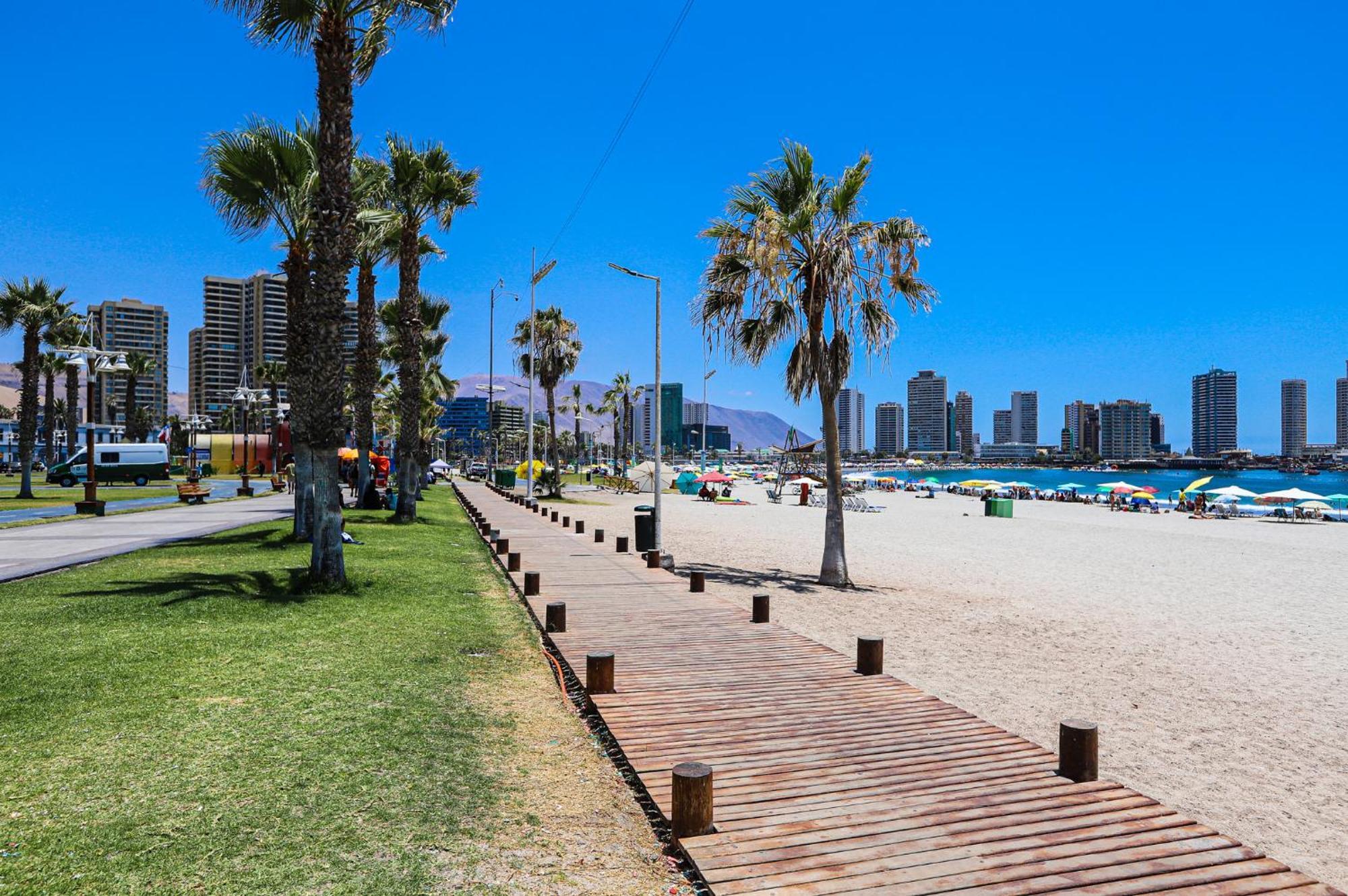 Hostal Sol Del Pacifico Iquique Bagian luar foto